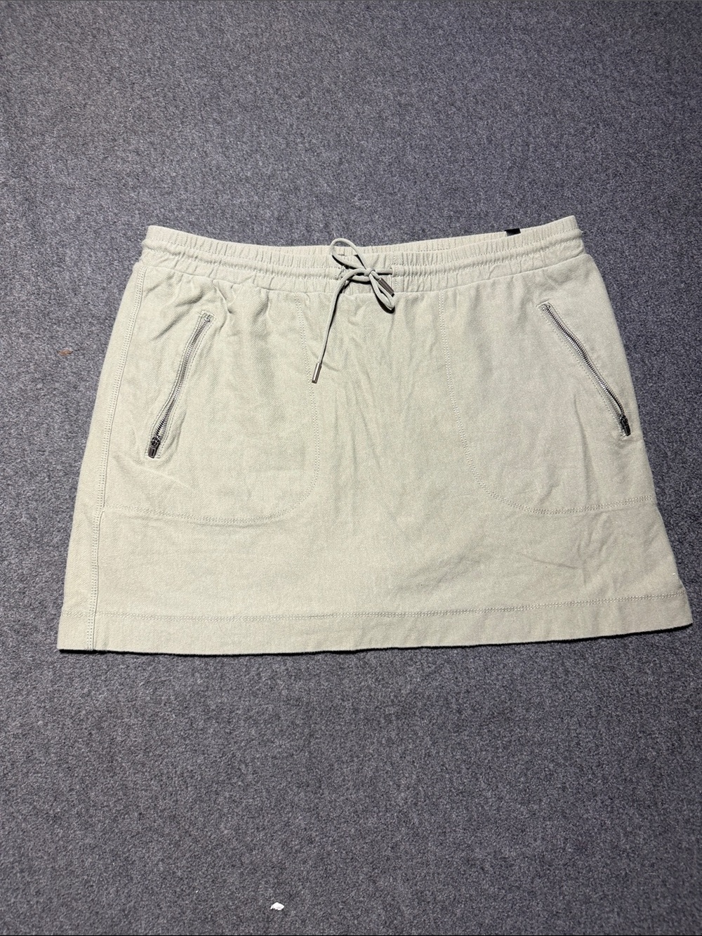 C&C California Sage Green Elastic Waist Skirt